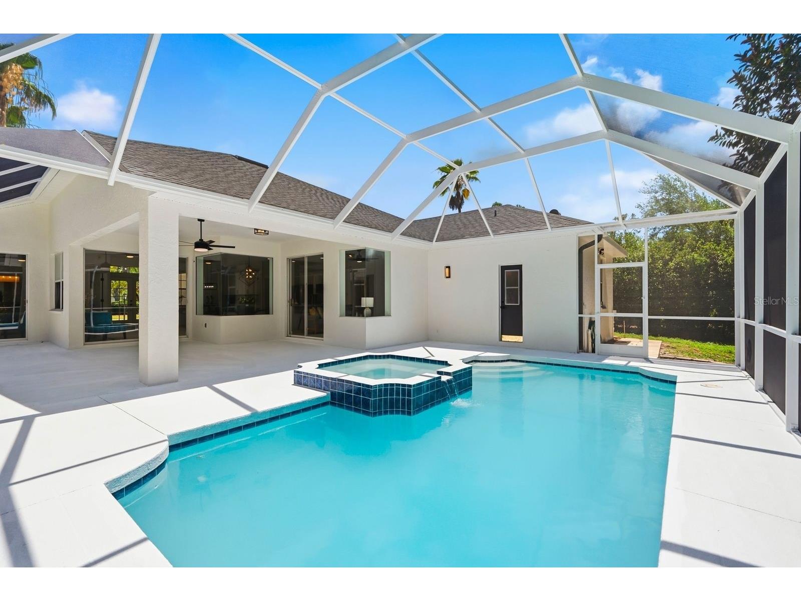 11701 Winding Woods Way Lakewood Ranch FL 34202 A4693576 image2