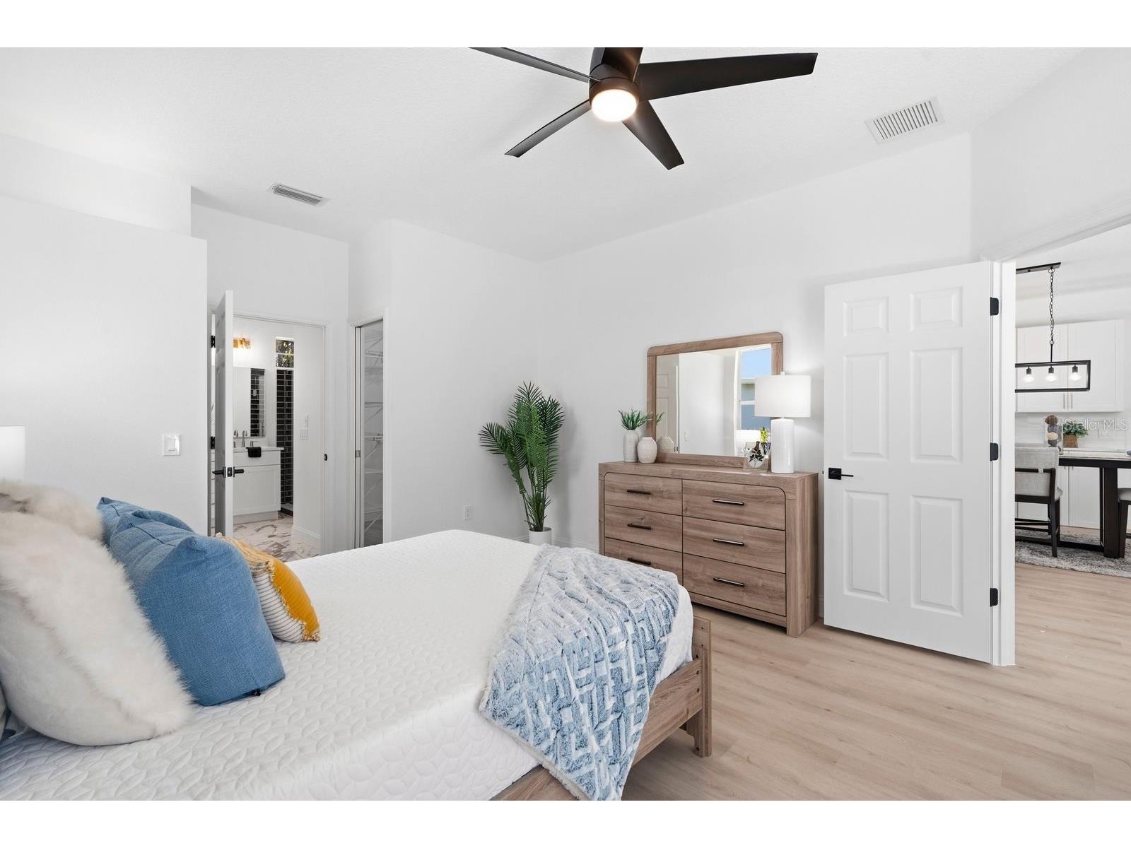 11701 Winding Woods Way Lakewood Ranch FL 34202 A4693576 image27