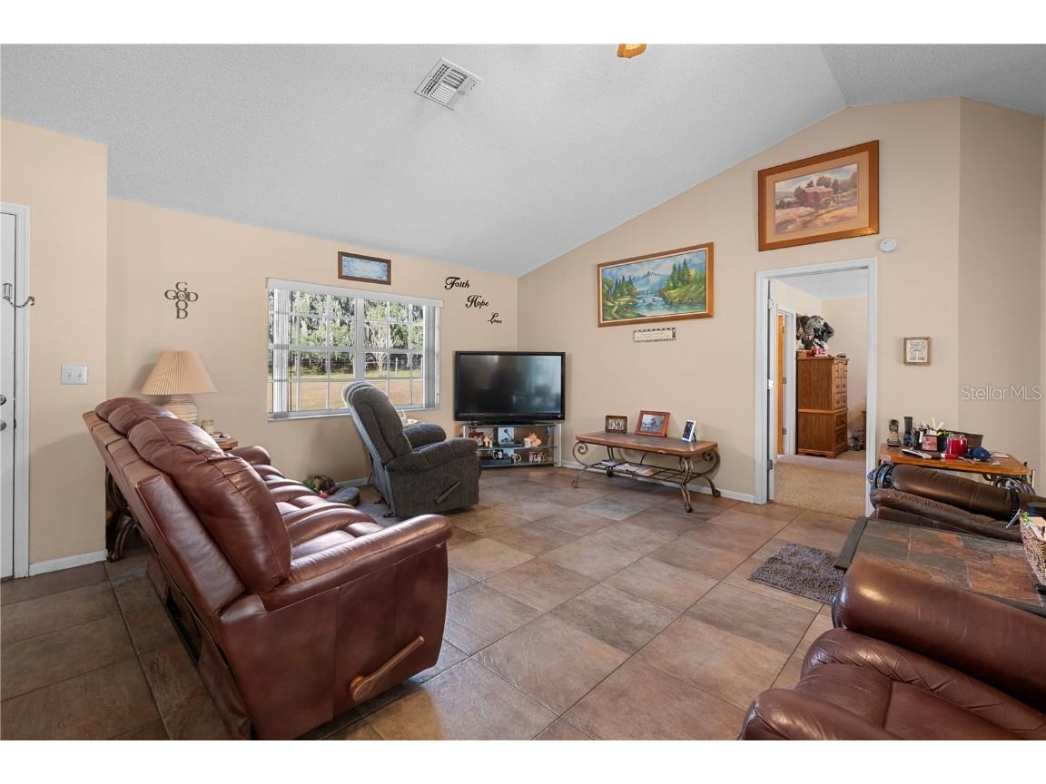 11704 Bur Mac Road Dade City FL 33525 TB8448666 image7