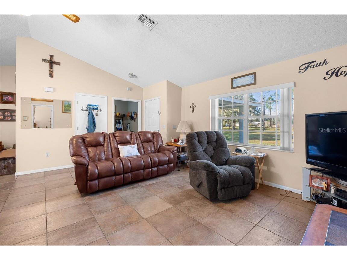 11704 Bur Mac Road Dade City FL 33525 TB8448666 image8