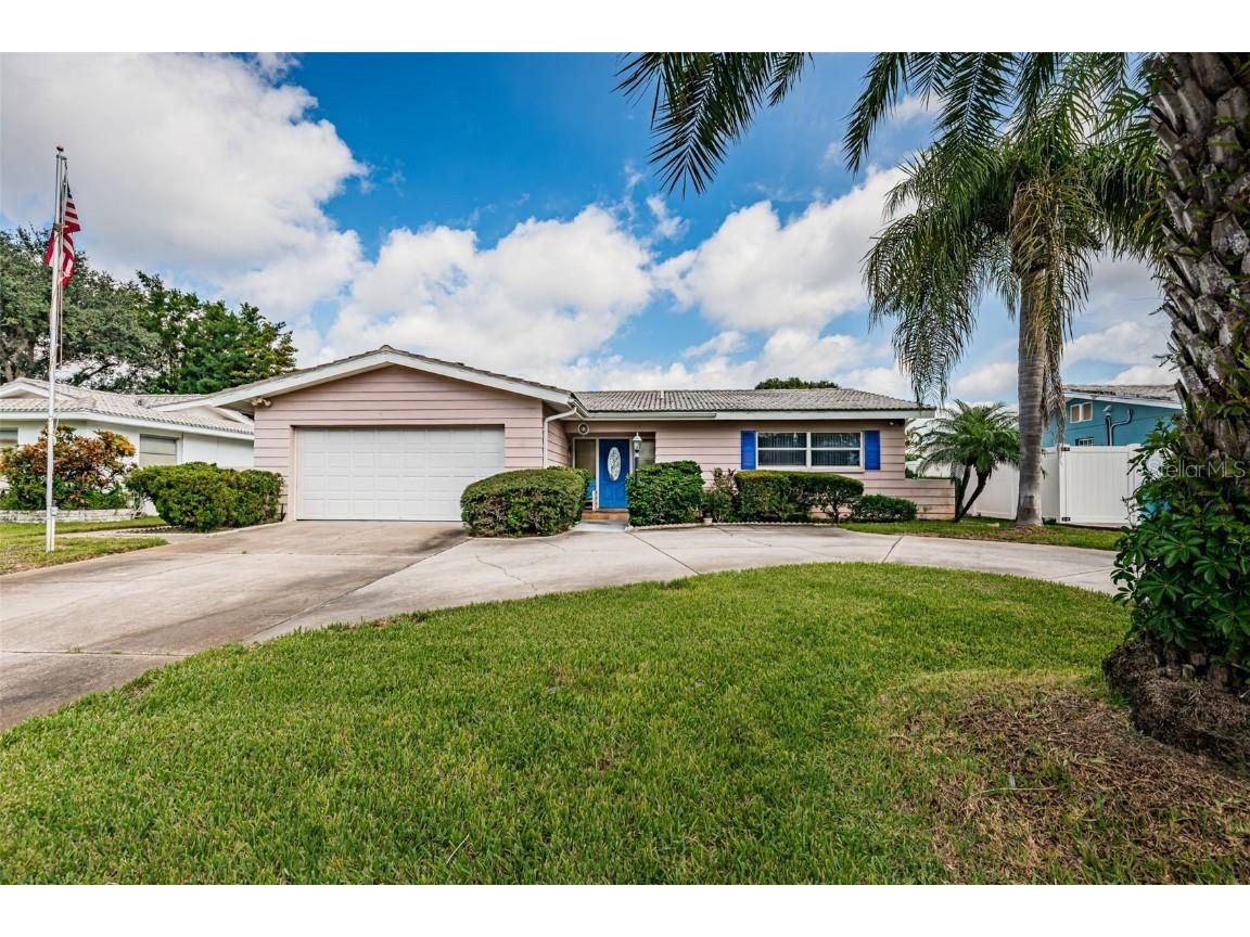 11705 66th Avenue N Seminole FL 33772 TB8305140 image1