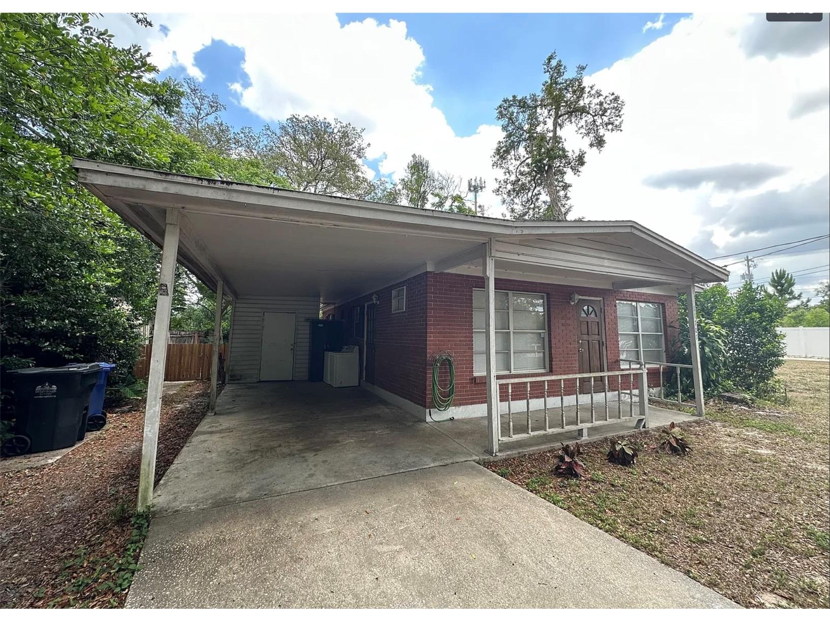 11707 North Drive Tampa FL 33617 TB8503125 image1