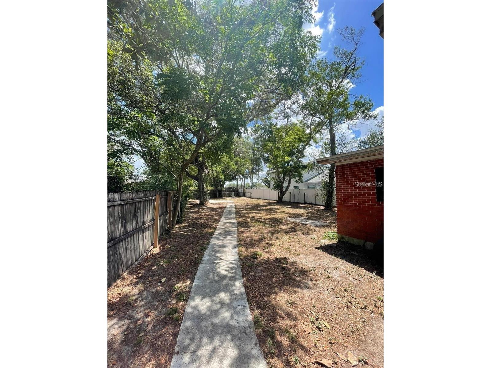 11707 North Drive Tampa FL 33617 TB8503125 image16