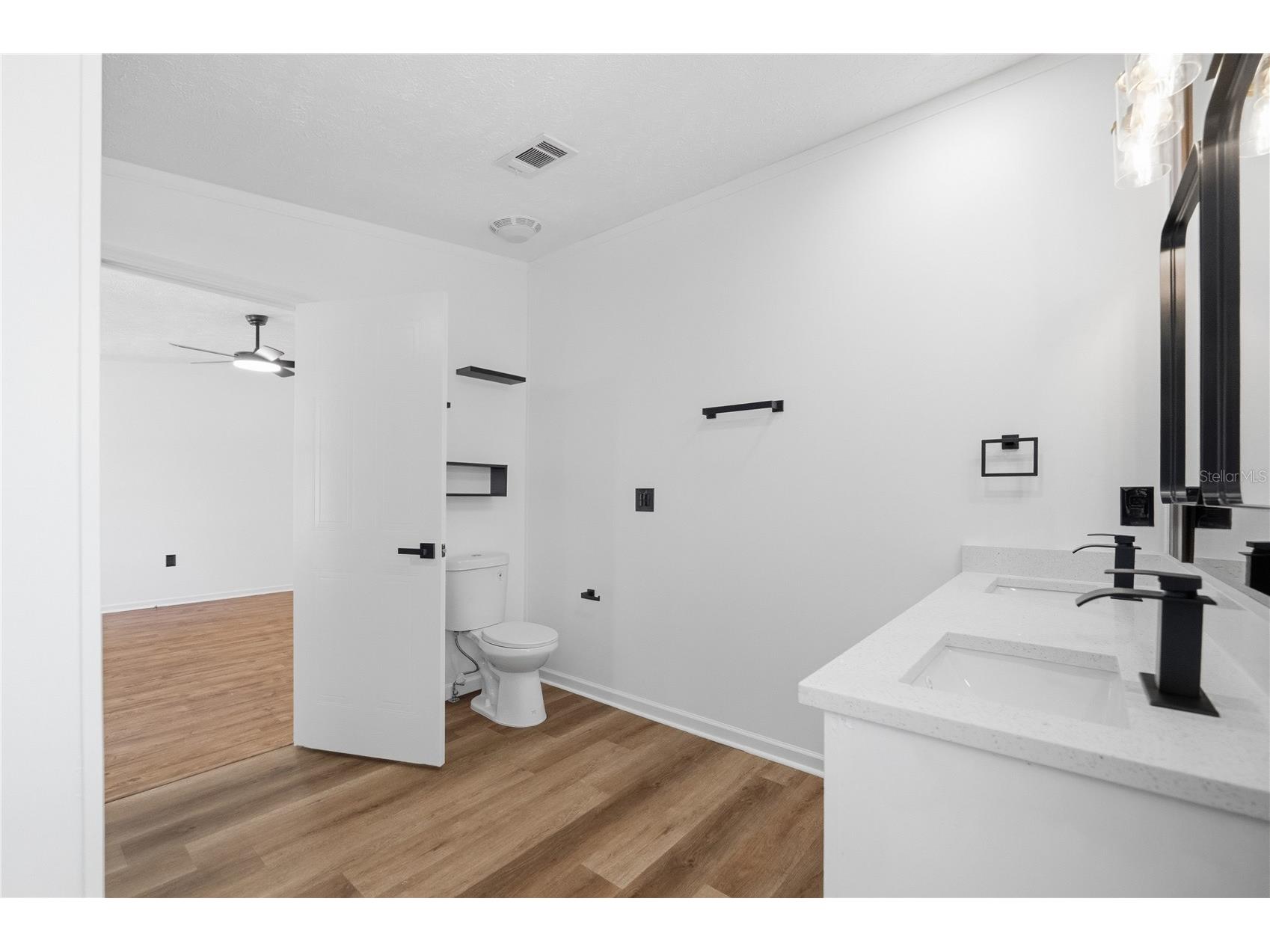 11708 Meadowdale Dr Tampa FL 33625 TB8489258 image14