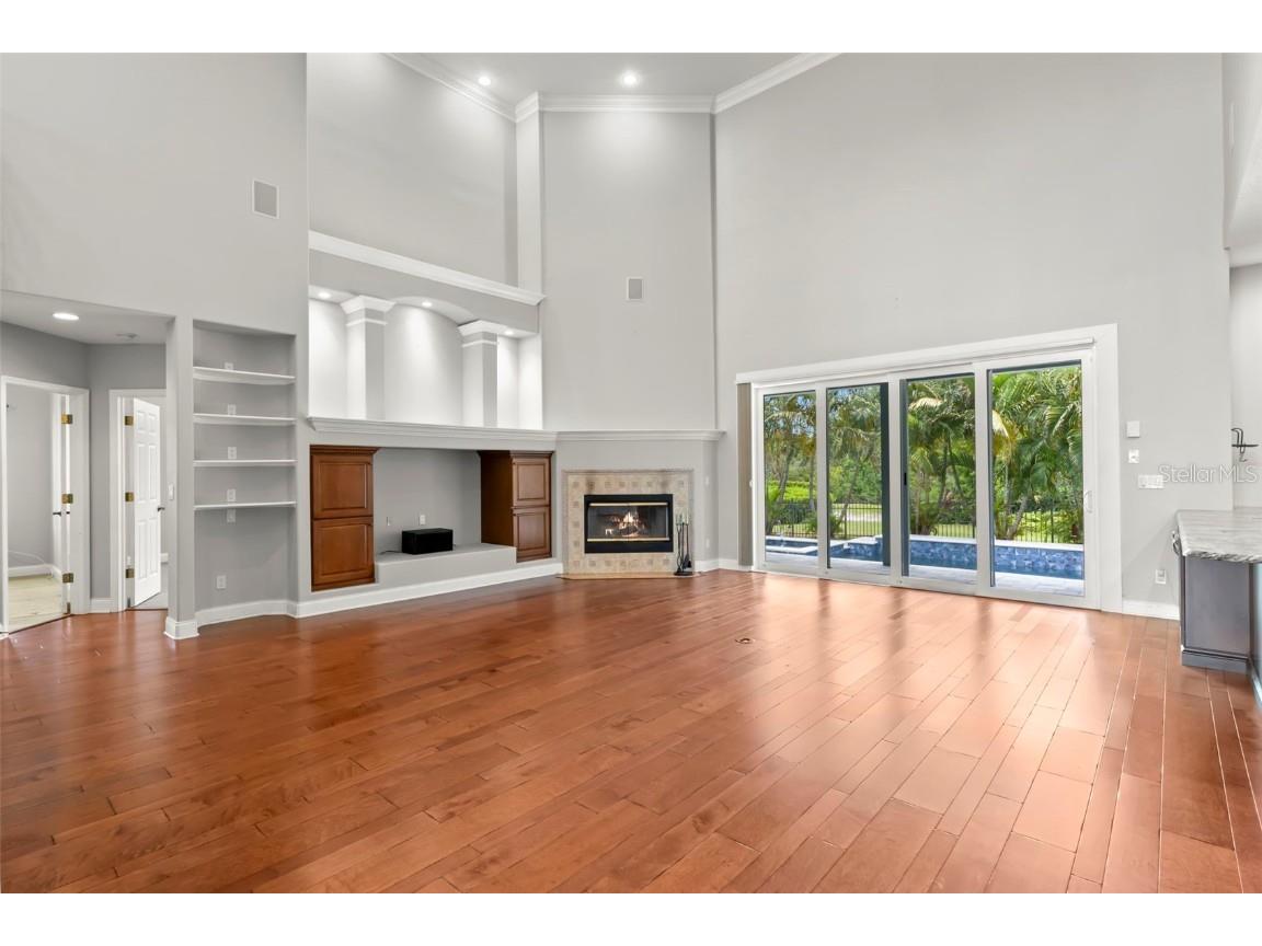 1171 Red Maple Circle NE Saint Petersburg FL 33703 TB8386542 image4