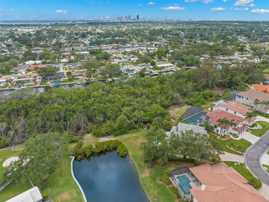 1171 Red Maple Circle NE Saint Petersburg FL 33703 TB8386542 image49