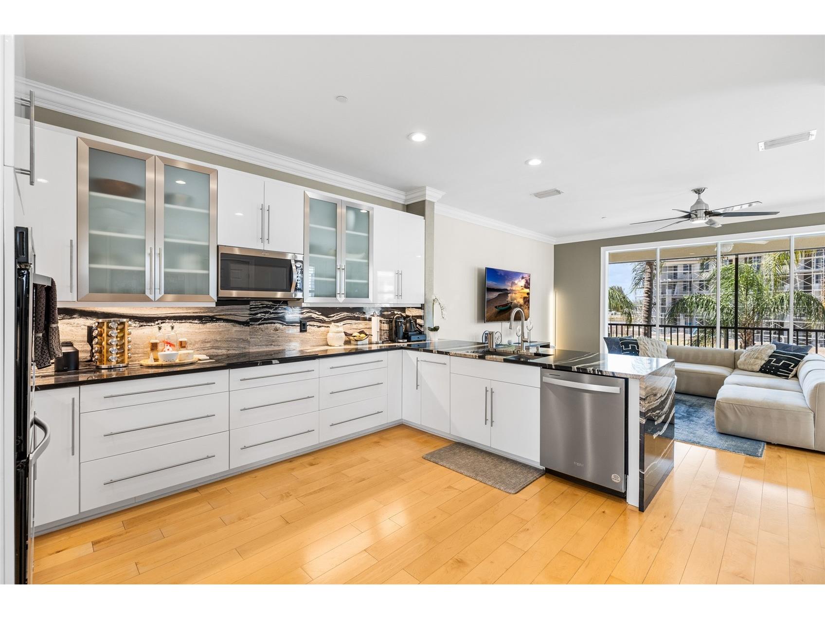1171 Venetian Harbor Drive NE Saint Petersburg FL 33702 TB8511942 image15