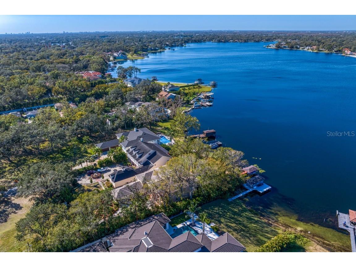 11710 N Armenia Avenue Tampa FL 33612 TB8412569 image100