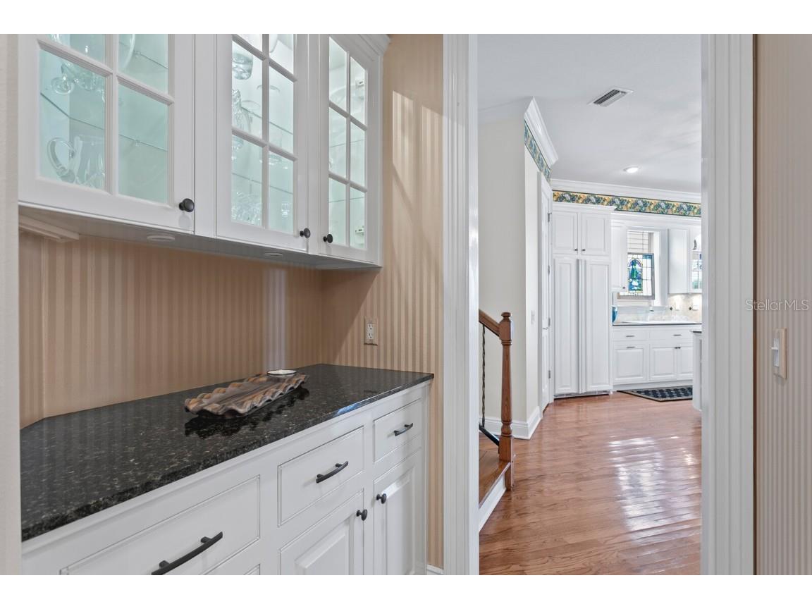 11710 N Armenia Avenue Tampa FL 33612 TB8412569 image13