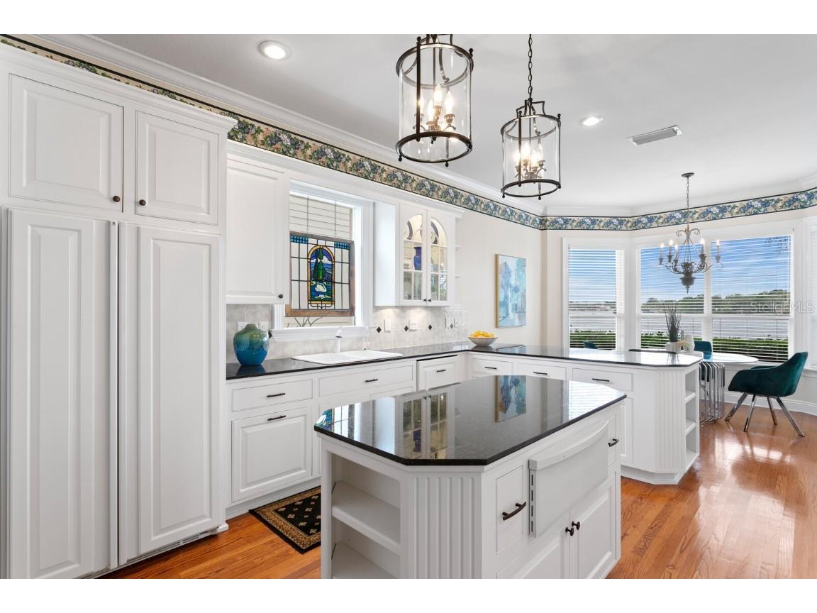 11710 N Armenia Avenue Tampa FL 33612 TB8412569 image33