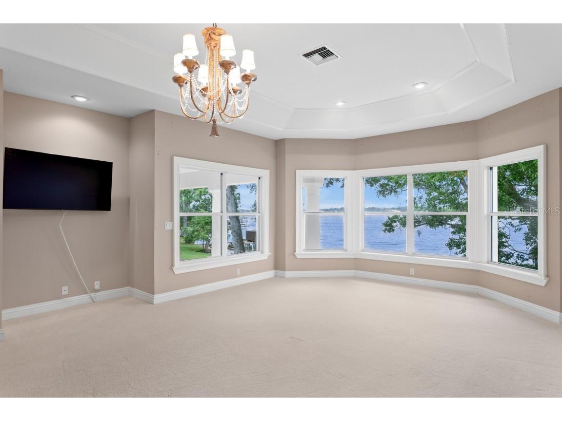 11710 N Armenia Avenue Tampa FL 33612 TB8412569 image43