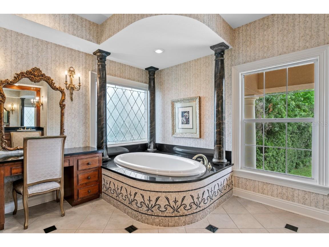 11710 N Armenia Avenue Tampa FL 33612 TB8412569 image47