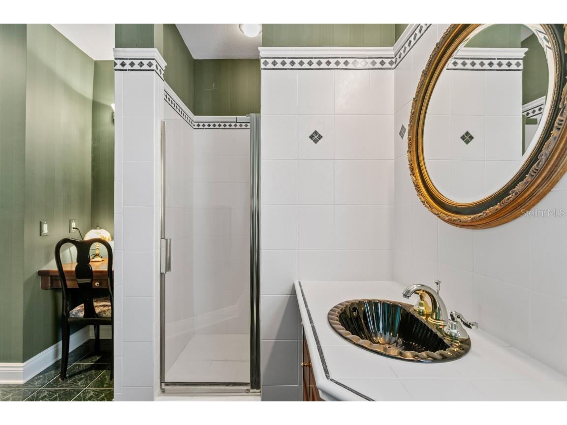 11710 N Armenia Avenue Tampa FL 33612 TB8412569 image57