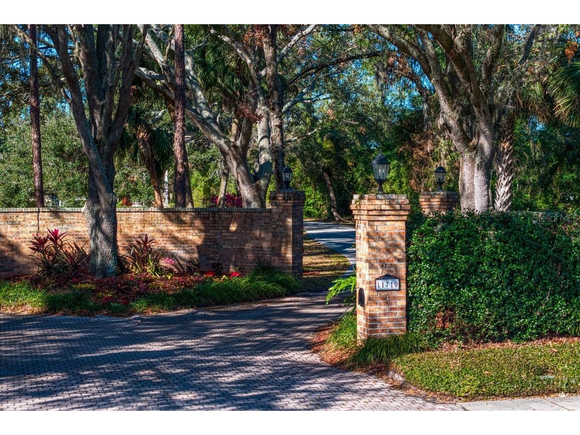 11710 N Armenia Avenue Tampa FL 33612 TB8412569 image72