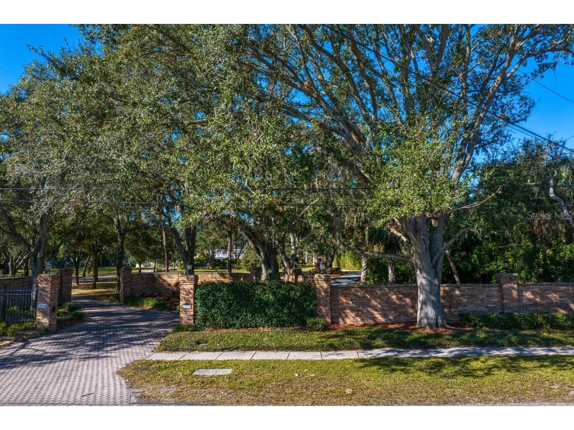 11710 N Armenia Avenue Tampa FL 33612 TB8412569 image74