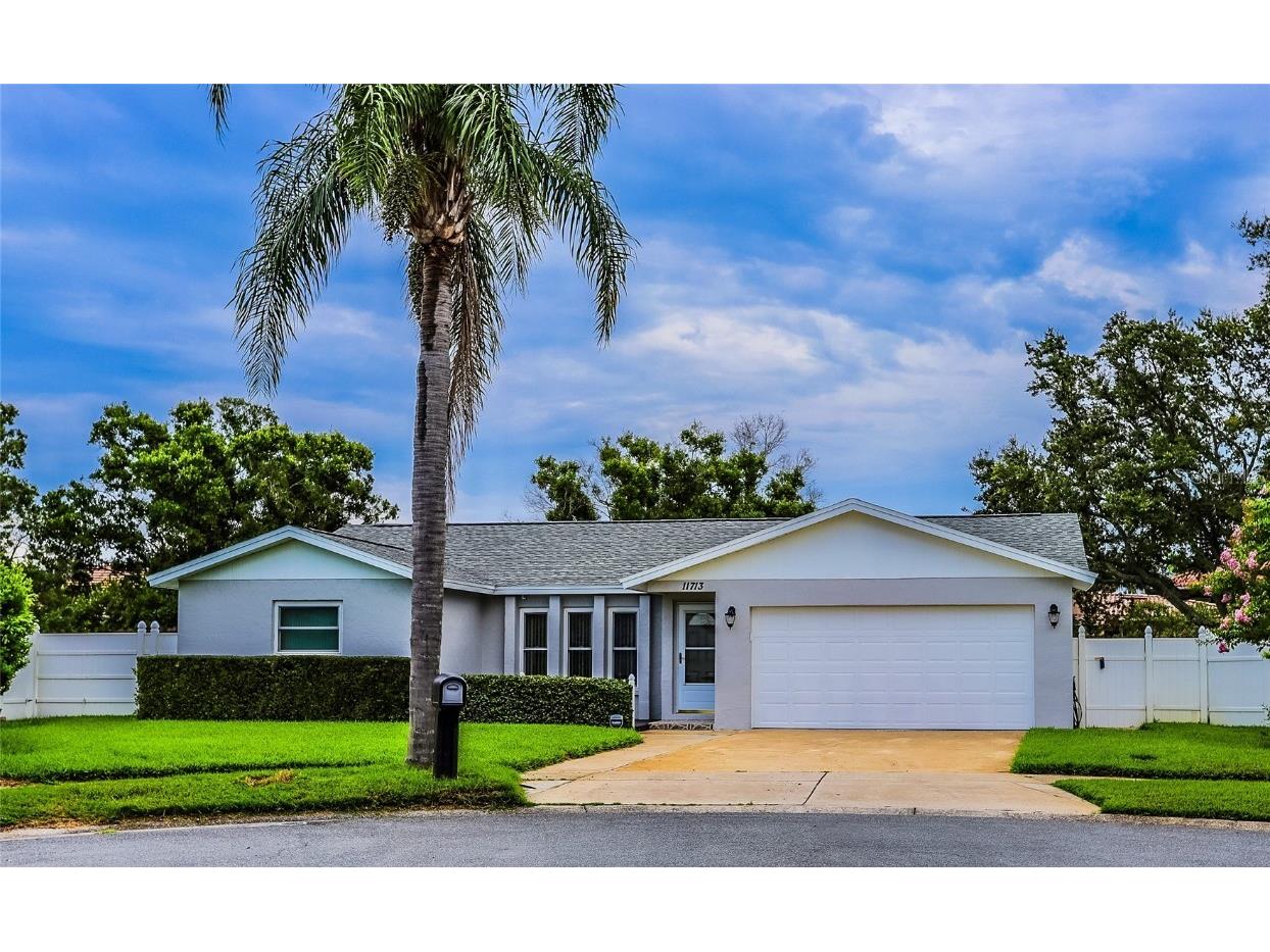 11713 106th Court Seminole FL 33778 TB8403972 image1