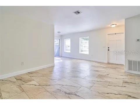 11713 Raintree Drive Tampa FL 33617 C7526972 image9
