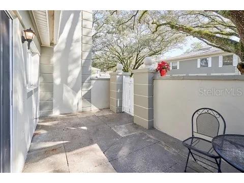 11713 Raintree Drive Tampa FL 33617 C7527272 image3