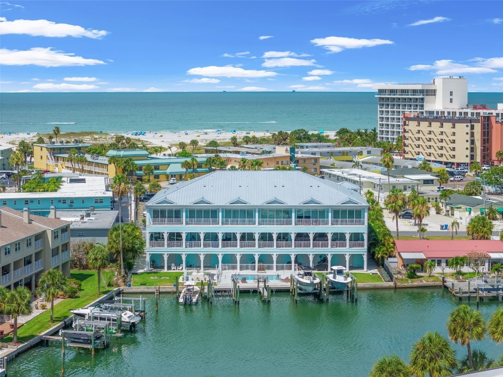 11715 1st Street E Treasure Island FL 33706 TB8420390 image1