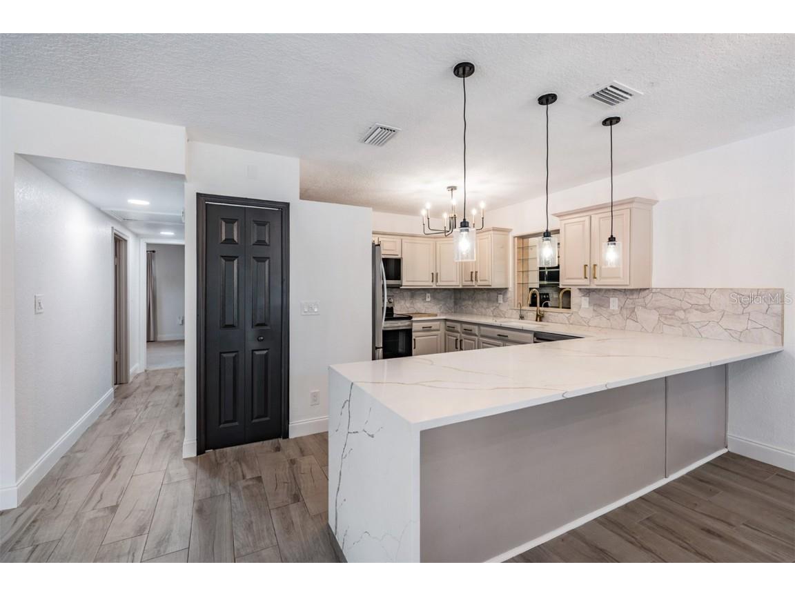 11715 59th Way N Pinellas Park FL 33782 TB8455595 image6