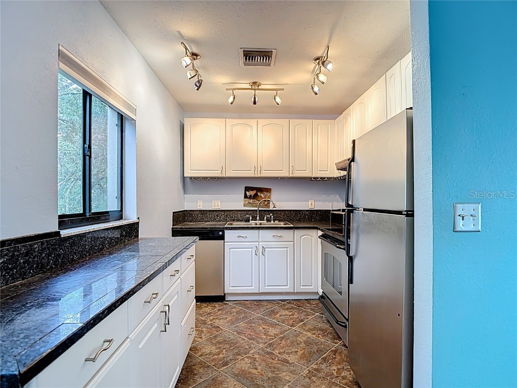 11718 Raintree Village Boulevard #C Temple Terrace FL 33617 TB8404771 image3