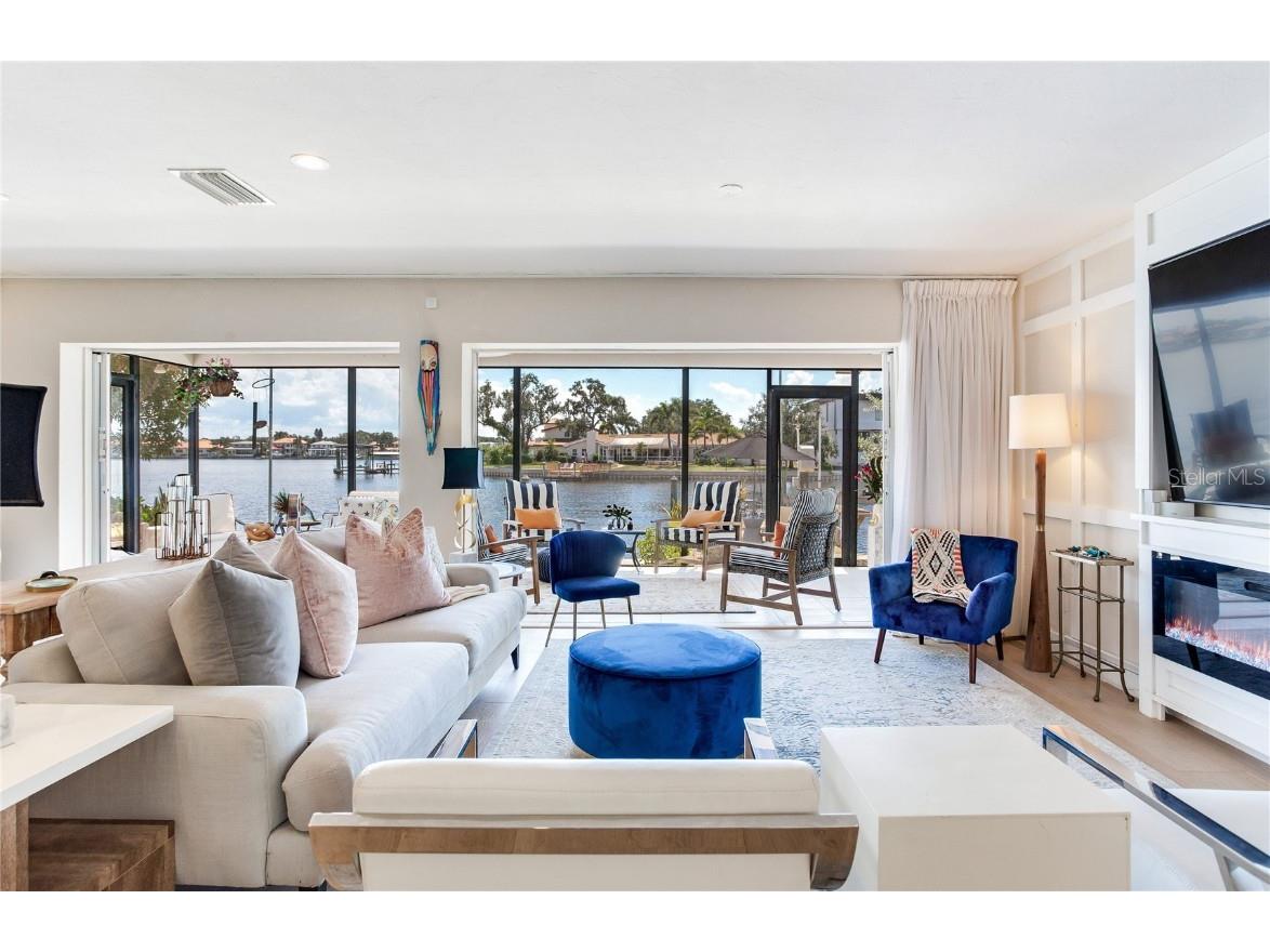 1172 35th Avenue NE Saint Petersburg FL 33704 - SMACKS BAYOU TB8428911 image11