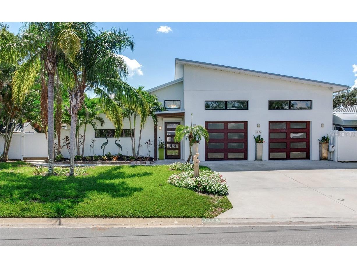 1172 35th Avenue NE Saint Petersburg FL 33704 - SMACKS BAYOU TB8428911 image2