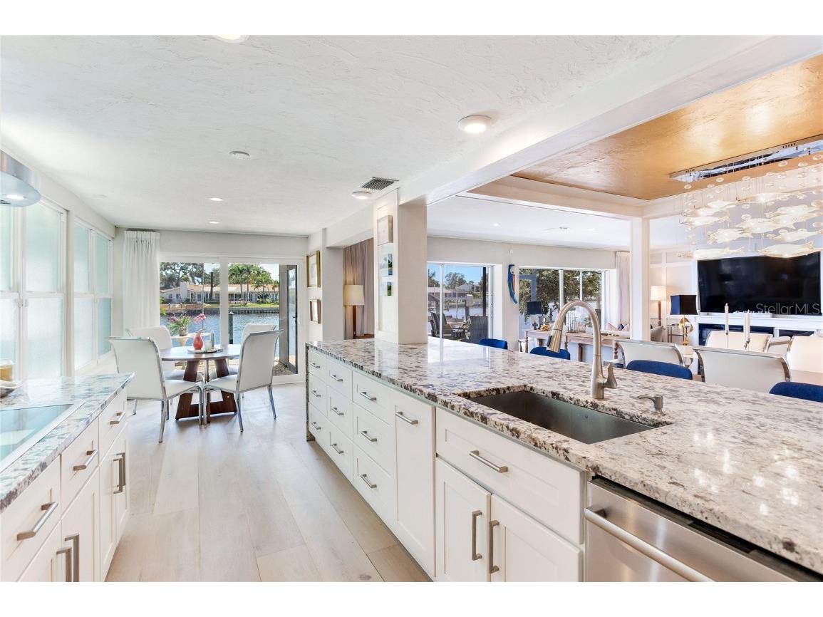 1172 35th Avenue NE Saint Petersburg FL 33704 - SMACKS BAYOU TB8428911 image23