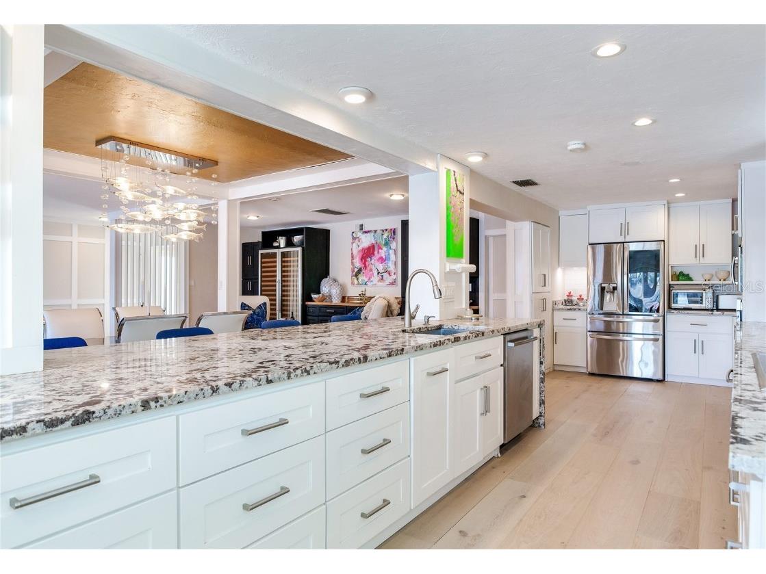 1172 35th Avenue NE Saint Petersburg FL 33704 - SMACKS BAYOU TB8428911 image27