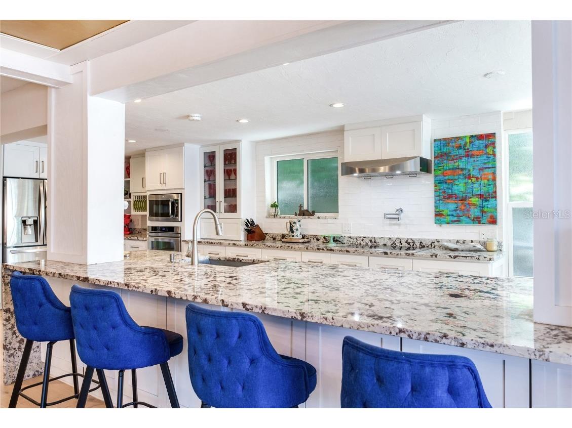 1172 35th Avenue NE Saint Petersburg FL 33704 - SMACKS BAYOU TB8428911 image28