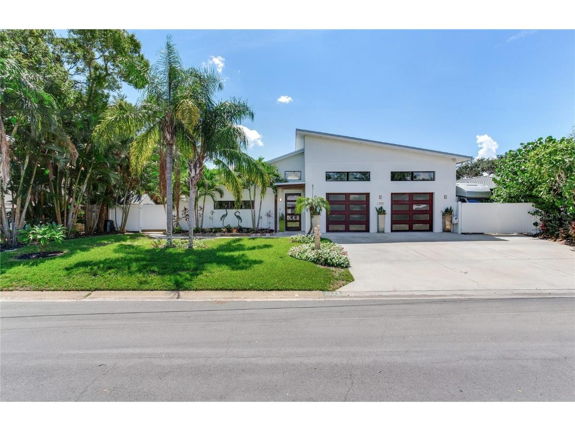 1172 35th Avenue NE Saint Petersburg FL 33704 - SMACKS BAYOU TB8428911 image4