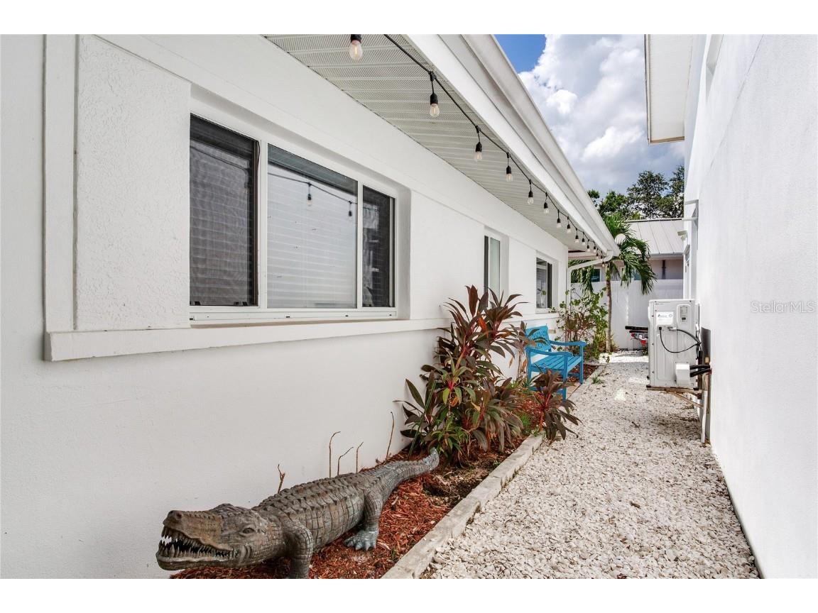 1172 35th Avenue NE Saint Petersburg FL 33704 - SMACKS BAYOU TB8428911 image62