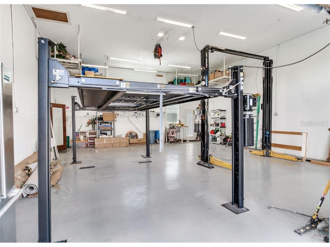 1172 35th Avenue NE Saint Petersburg FL 33704 - SMACKS BAYOU TB8428911 image64