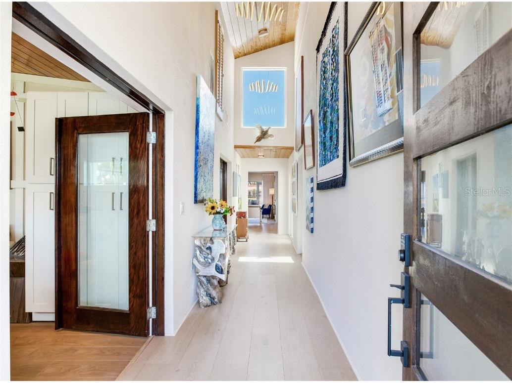 1172 35th Avenue NE Saint Petersburg FL 33704 - SMACKS BAYOU TB8428911 image7