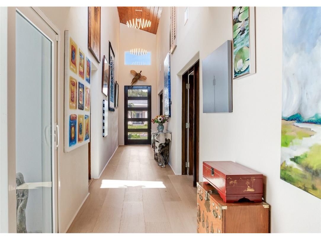 1172 35th Avenue NE Saint Petersburg FL 33704 - SMACKS BAYOU TB8428911 image8