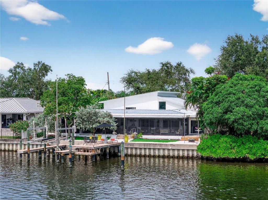 1172 35th Avenue NE Saint Petersburg FL 33704 - SMACKS BAYOU TB8428911 image81