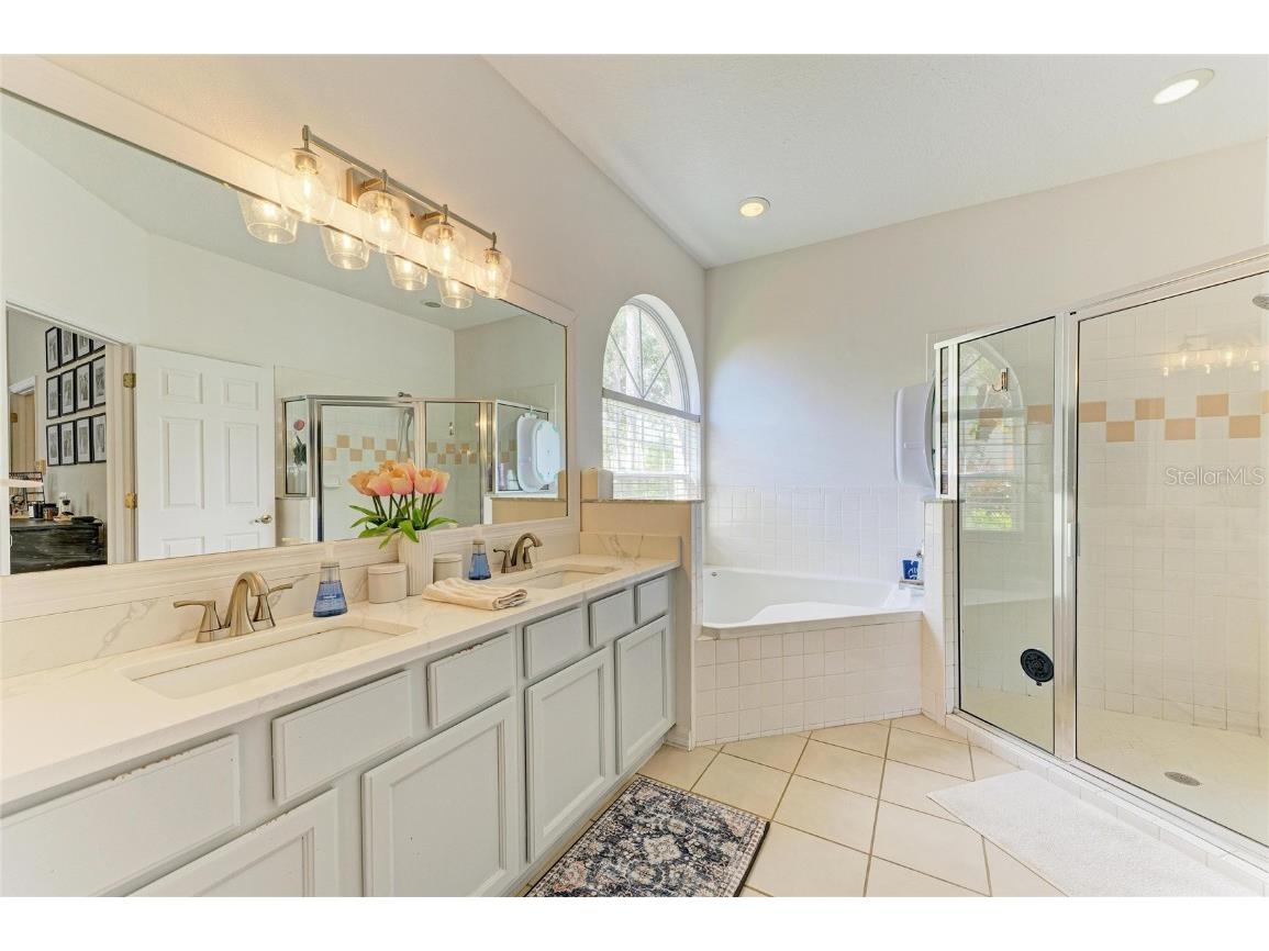 11720 Clubhouse Drive Lakewood Ranch FL 34202 A4670433 image36