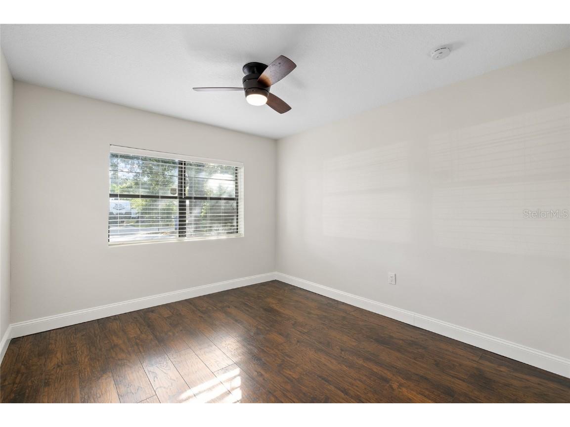 11720 N Edison Avenue Tampa FL 33612 TB8442478 image16