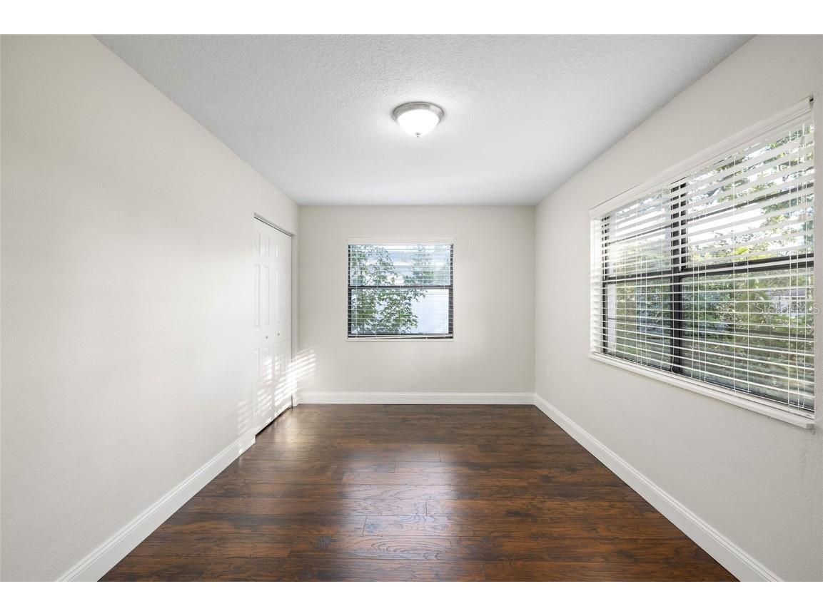 11720 N Edison Avenue Tampa FL 33612 TB8442478 image19