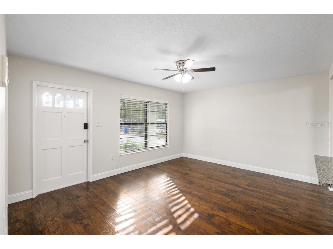 11720 N Edison Avenue Tampa FL 33612 TB8442478 image5