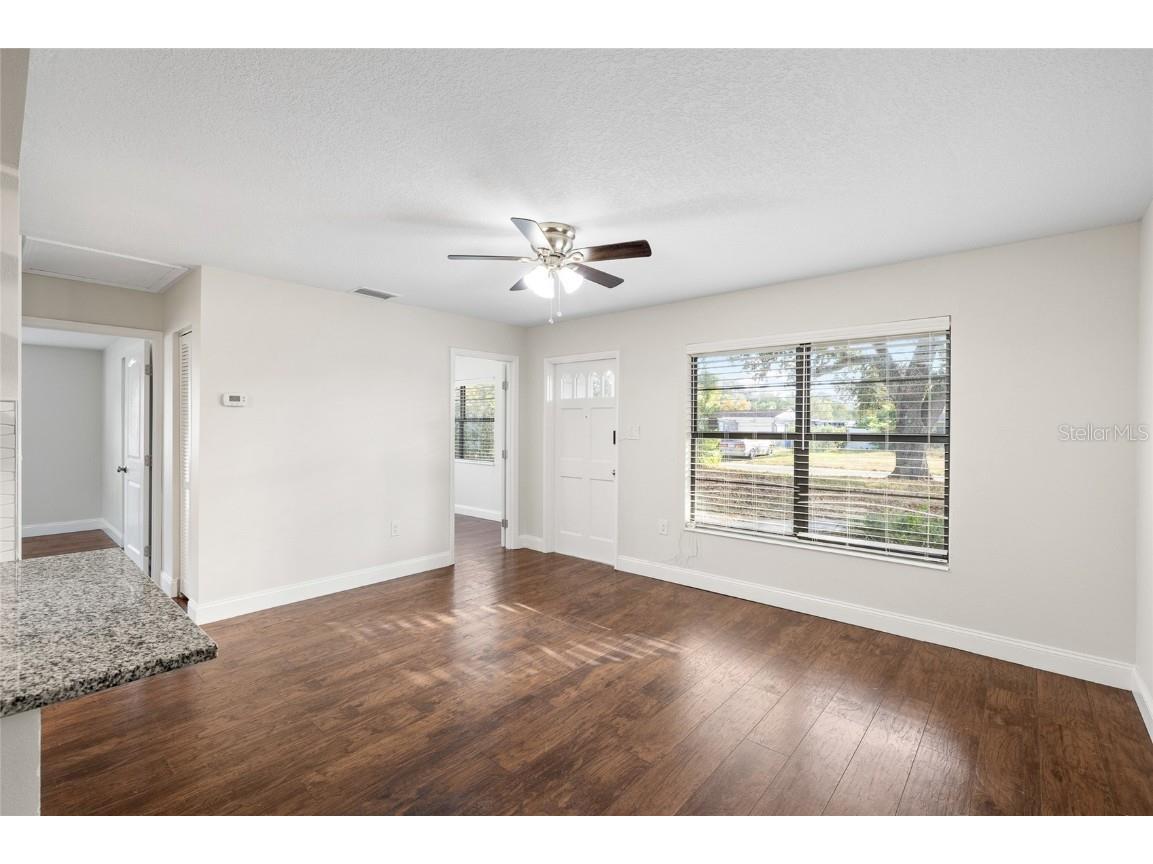 11720 N Edison Avenue Tampa FL 33612 TB8442478 image6