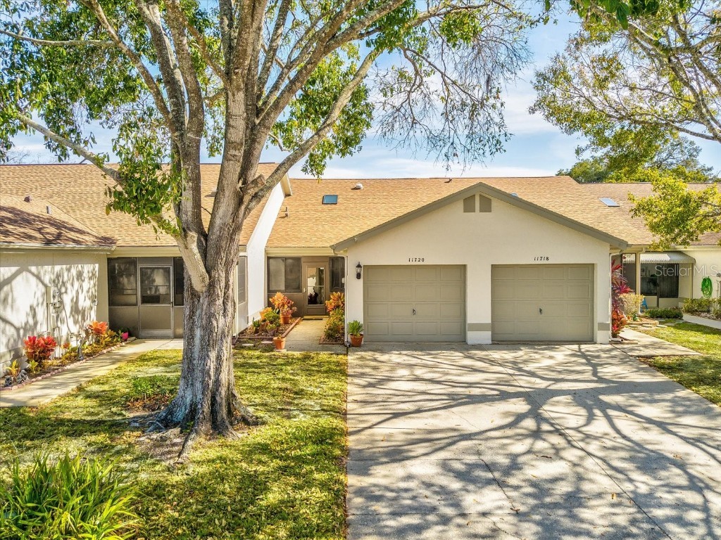 11720 Spring Tree Lane Port Richey FL 34668 W7861515 image1
