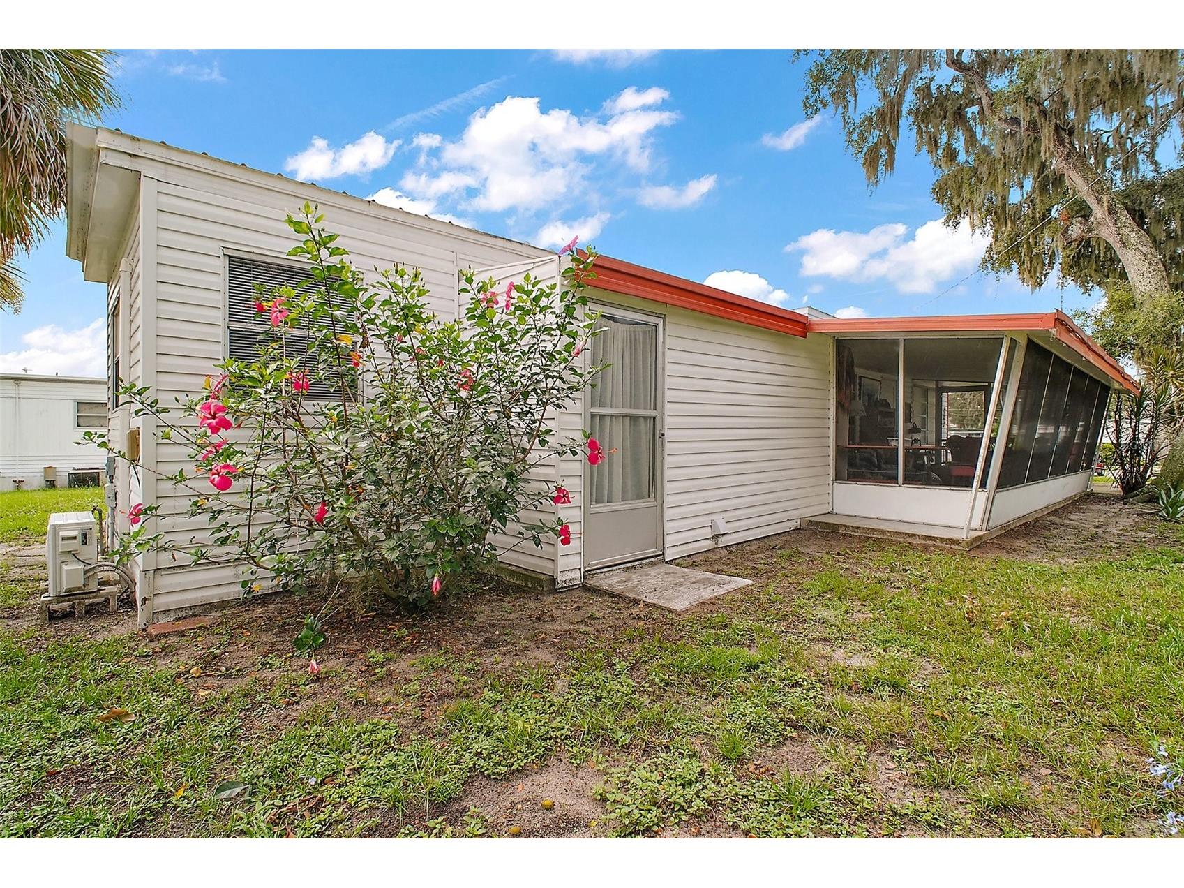 11723 Magnolia Avenue Tavares FL 32778 G5114145 image2