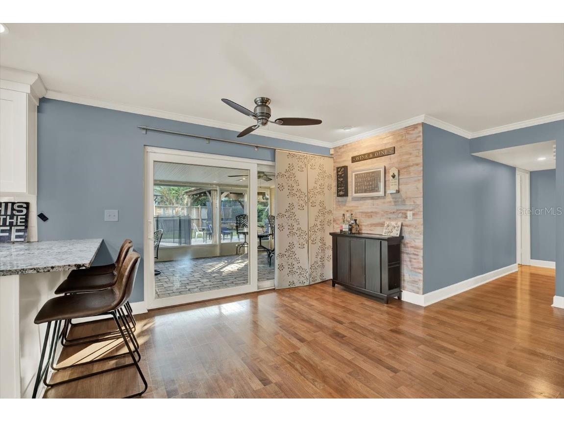 11724 Phoenix Circle Tampa FL 33618 TB8438569 image14