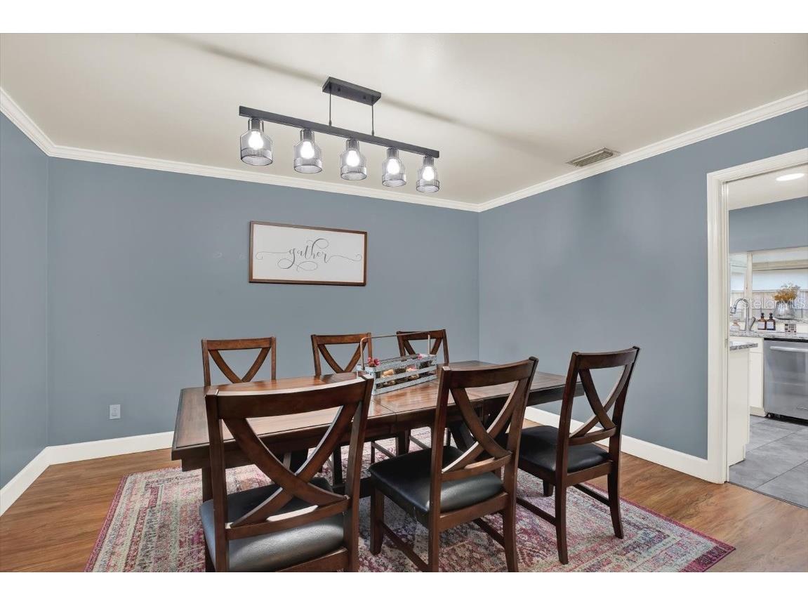 11724 Phoenix Circle Tampa FL 33618 TB8438569 image24