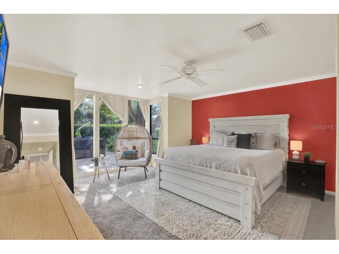 11724 Phoenix Circle Tampa FL 33618 TB8438569 image25