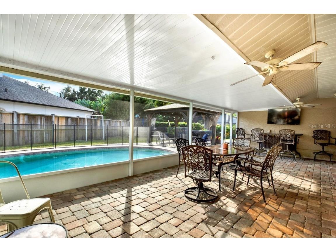 11724 Phoenix Circle Tampa FL 33618 TB8438569 image40