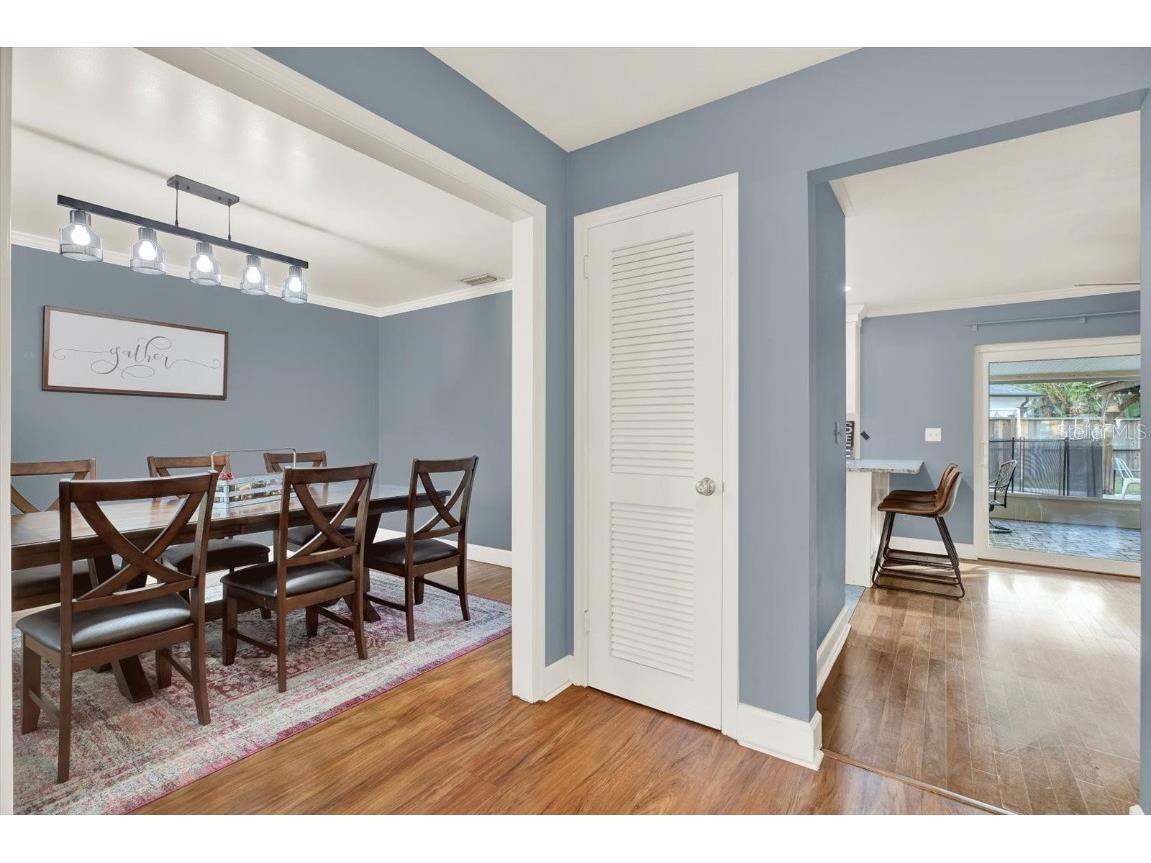 11724 Phoenix Circle Tampa FL 33618 TB8438569 image8