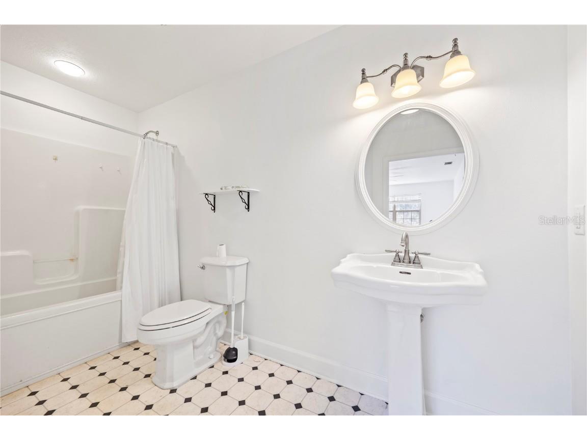 11727 162nd Terrace Mc Alpin FL 32062 TB8456699 image8