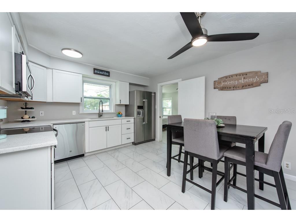 1173 Myrtle Street Sarasota FL 34234 TB8436061 image10